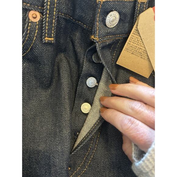 NWT Levi's Men's 501 Original Sz 30x32” Shrink-to-Fit Jeans Button Fly Straight - Picture 15 of 16